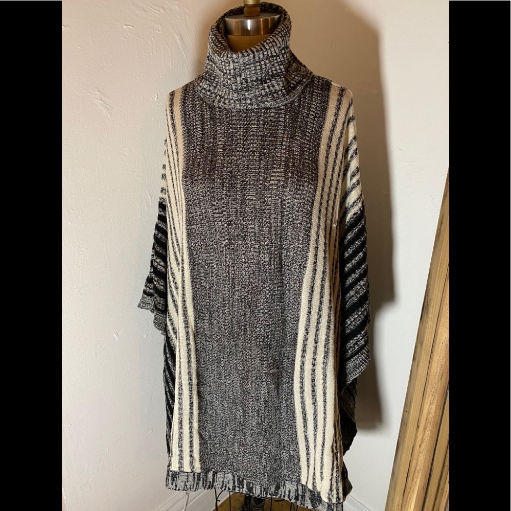 Anthropologie Fez vertical stripe poncho. New